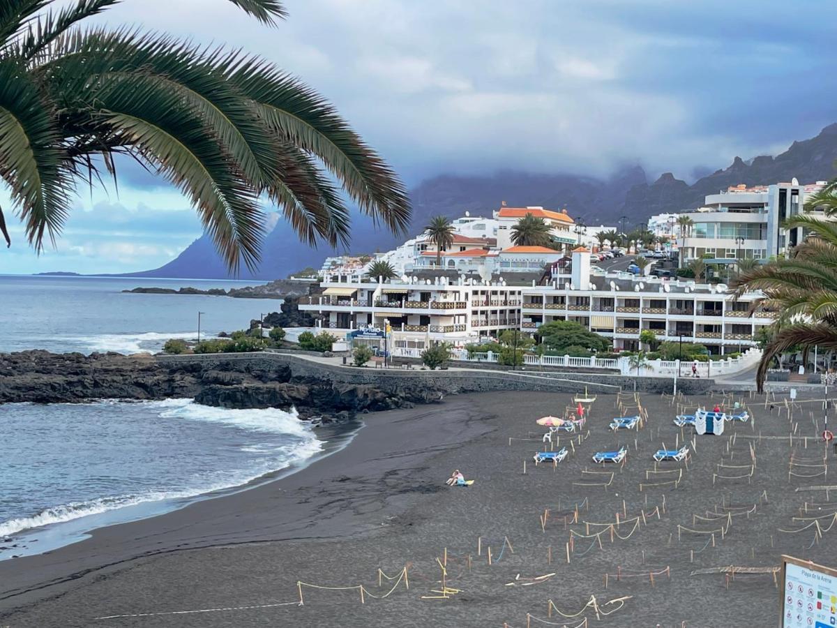 Arenas Negras Playa La Arena, Newly Renovated Apartment Puerto de Santiago  Luaran gambar