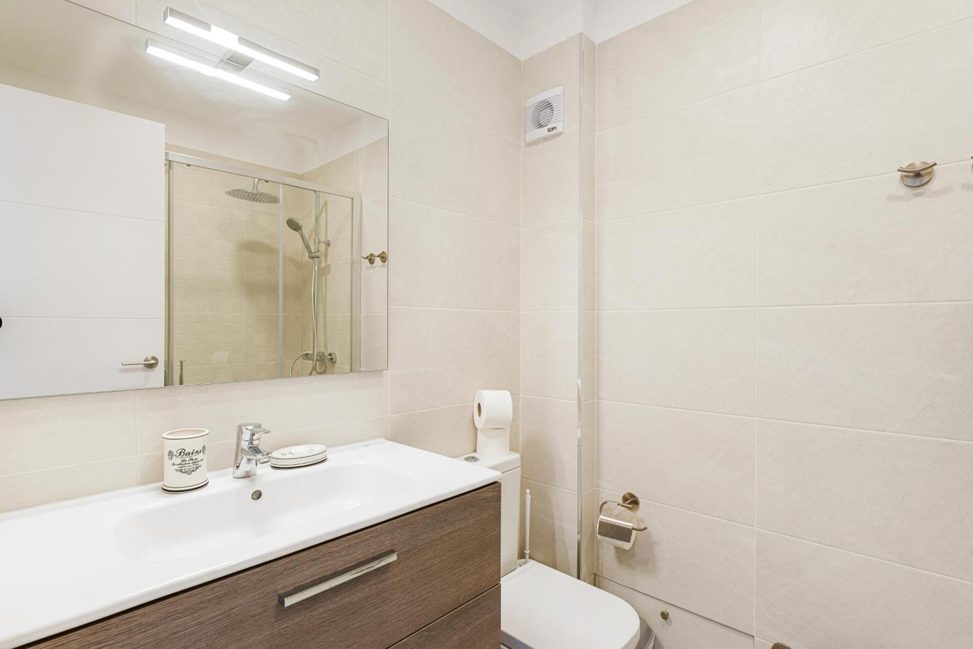 Arenas Negras Playa La Arena, Newly Renovated Apartment Puerto de Santiago  Luaran gambar