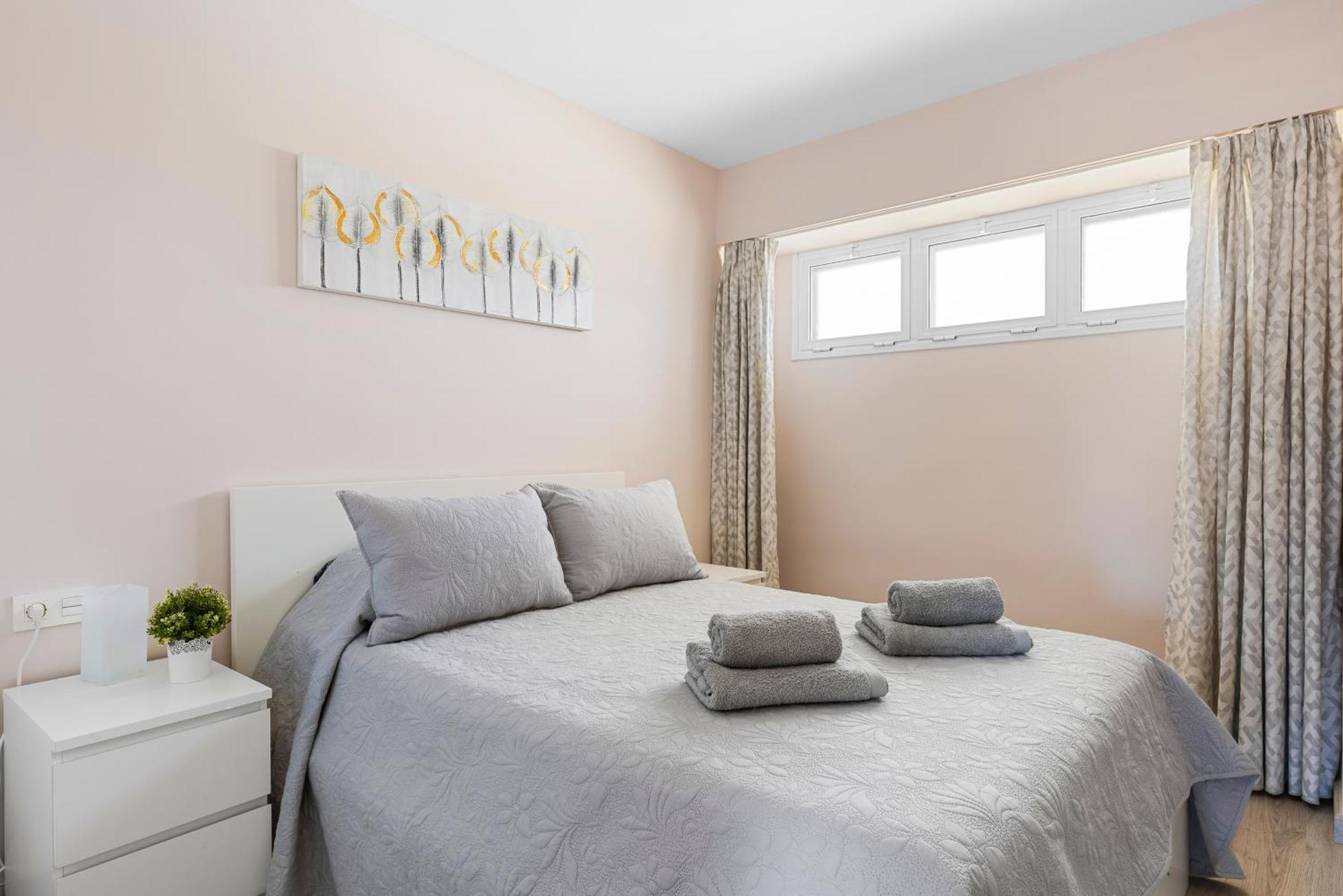 Arenas Negras Playa La Arena, Newly Renovated Apartment Puerto de Santiago  Luaran gambar